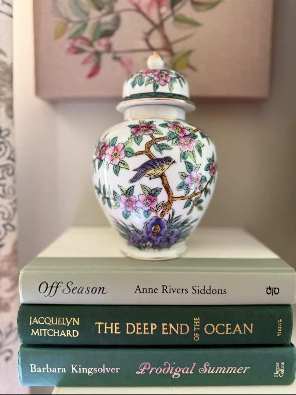 Vintage floral chinoiserie temple jar
